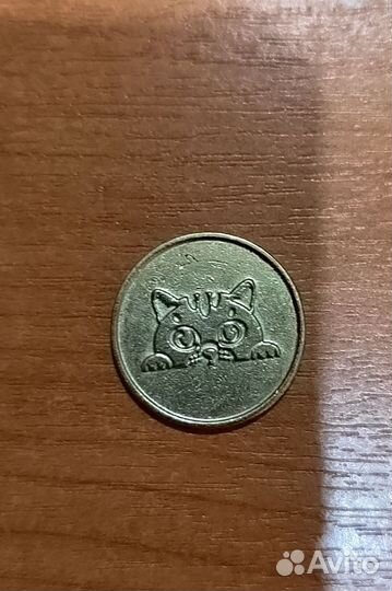 Монеты магнит