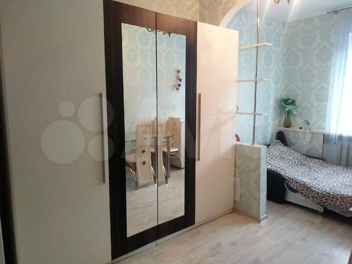 Комната 15 м² в 4-к., 3/3 эт.