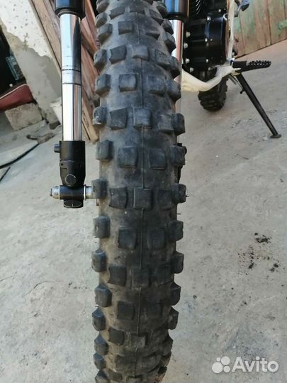 Adistar Tourking XS01 95/12.5 R19 и 5.60/13.5 R16 50Y