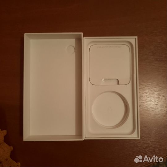 Коробка от iPhone xr