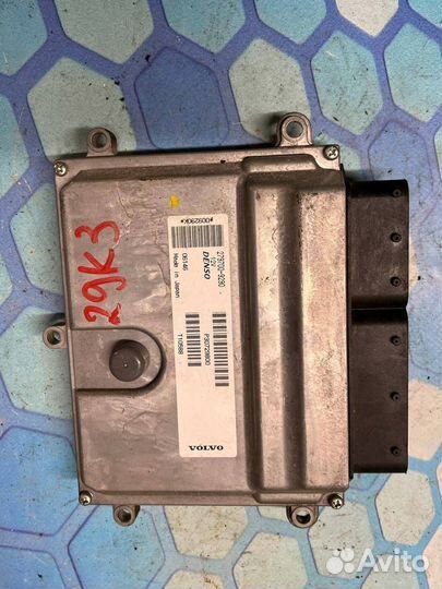 Блок управления двигателем 30729800