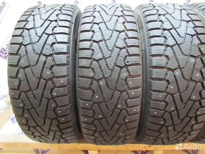Pirelli Ice Zero 215/65 R16 96R