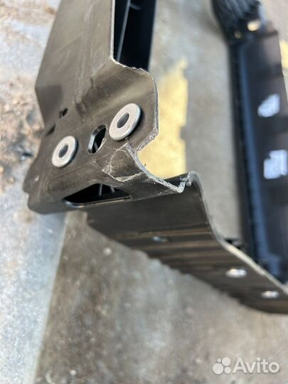 Рамка радиатора VW Polo skoda(рамка радиаторов )