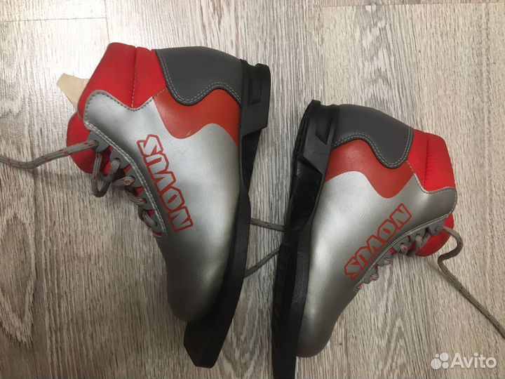 Лыжные ботинки размер 32