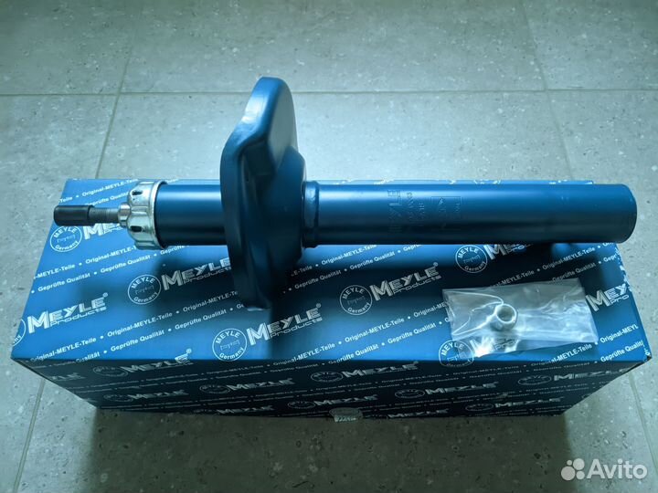 Стойка передняя Шкода Фелиция