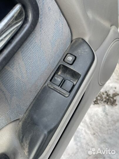 Салон nissan primera p11