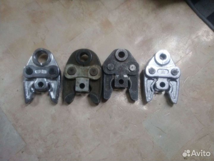 Клещи для металло пластиковых труб