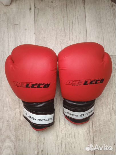 Боксерские перчатки
