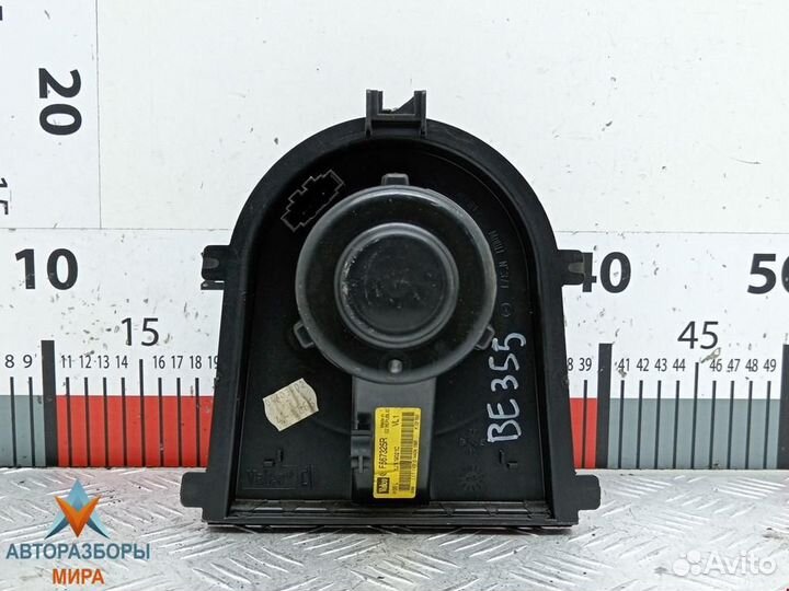 Моторчик печки Volkswagen Golf 4 2002 1J1819021C