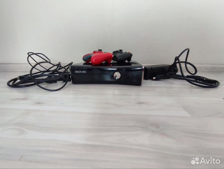 Xbox 360 slim прошитый + Kinect