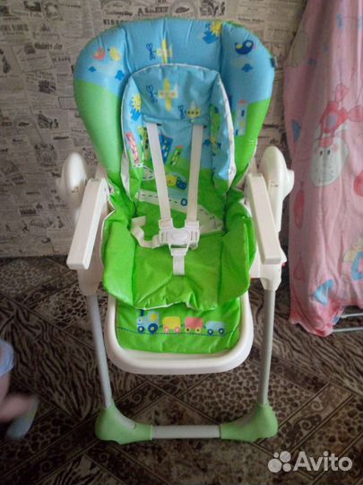 Стул для кормления ребенка