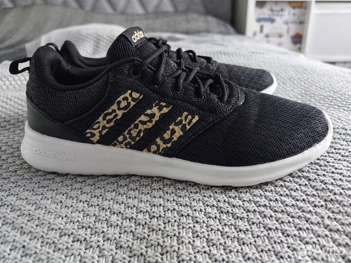 Кроссовки Adidas 23.5 см оригинал