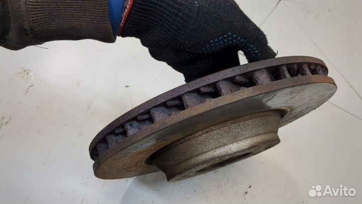 Диск тормозной Audi Q7, 2011