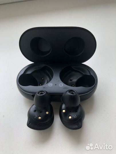 Беспроводные наушники Sumsung