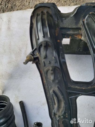 Впускной коллектор ваз 16кл priora в сборе