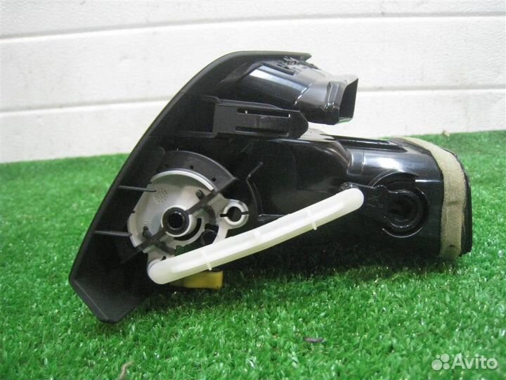 Дефлектор торпедо левый Toyota Verso R2 2015