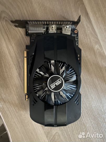 Видеокарта gtx 1650 4gb(торг есть)