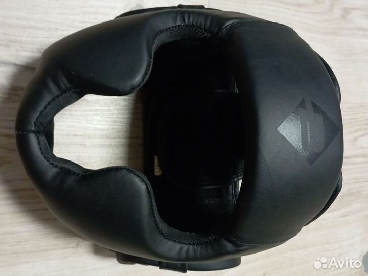 Боксерский шлем BoyBo