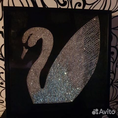 Картина Лебедь из страз Сваровски