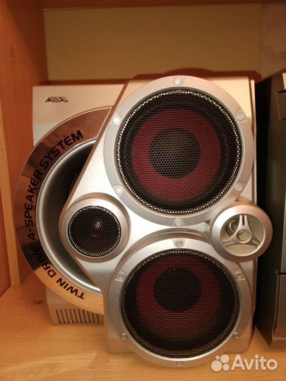 Музыкальный центр