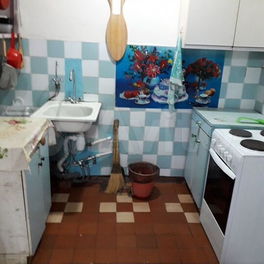 Комната 13 м² в 4-к., 5/5 эт.