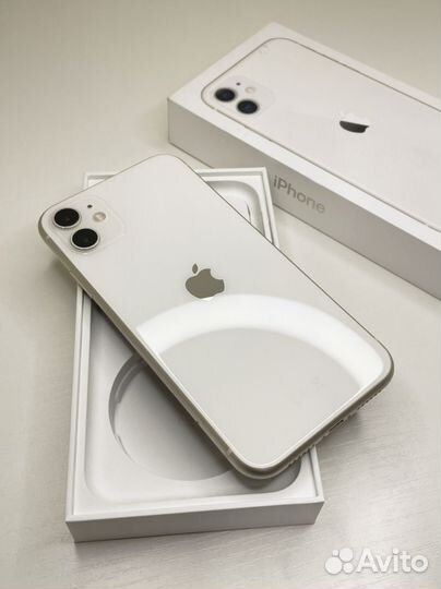iPhone 11, 64 ГБ