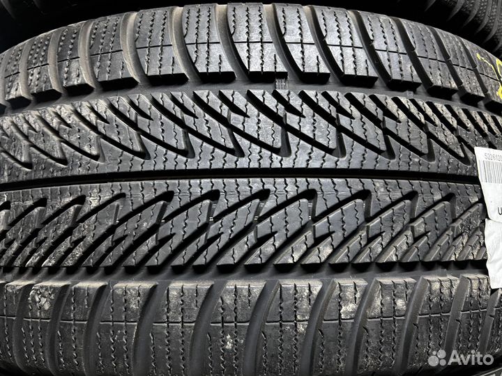 Goodyear UltraGrip 285/45 R20
