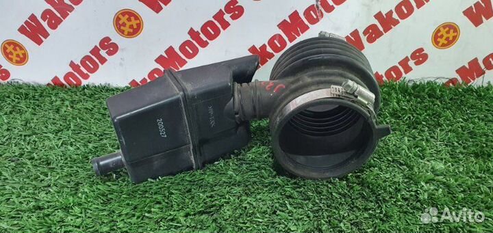 Патрубок воздушного фильтра Nissan Teana J32