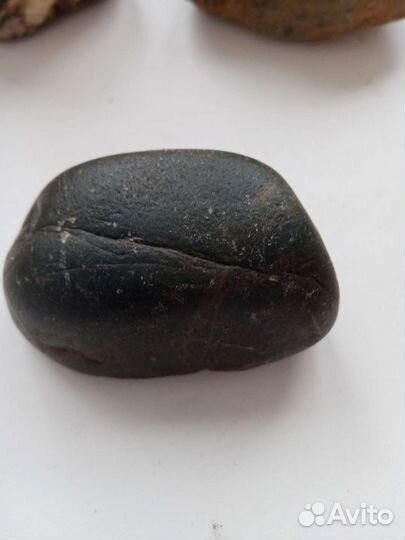 Камень, возможно Метеорит