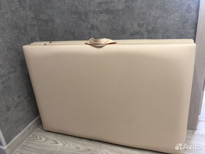 Продам косметологические кресло