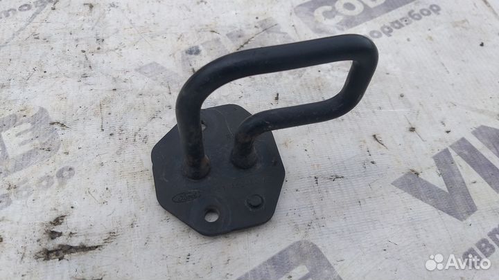 Ответная часть замка заднего сиденья Ford Kuga 1