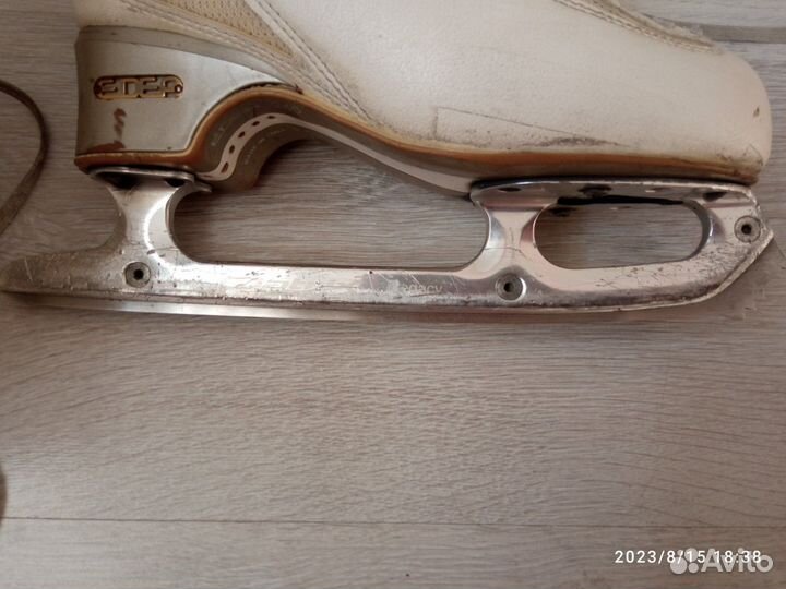 Коньки Edea Ice Fly 240, лезвия Matrix legasy