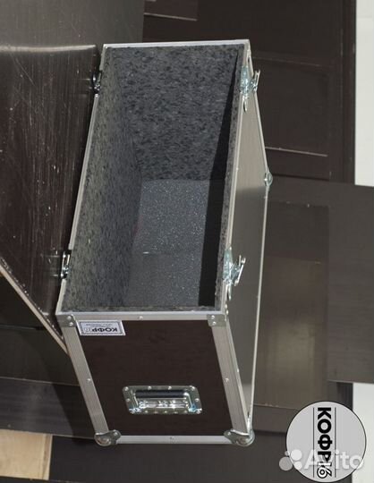 Кофр для музыкального комбаря