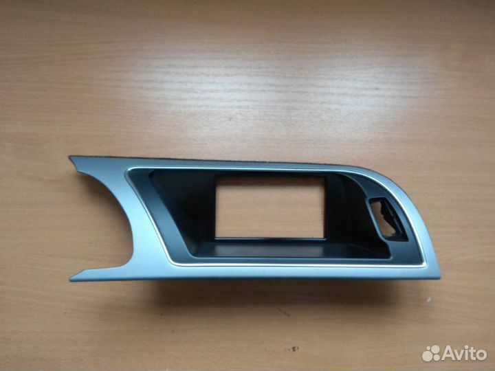 Накладка на торпедо (панели) Audi Q5 2008-2017