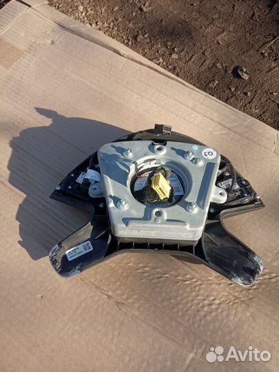 Подушка безопасности в руль Mercedes W212