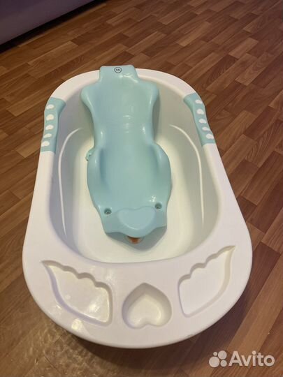 Ванночка для купания с горкой