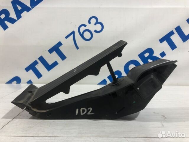 Педаль газа BMW X3 e83 2.5 ат