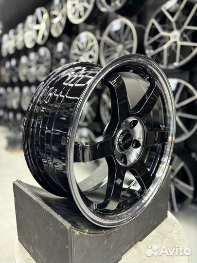 R17 5/114.3 (7.5j+et35) Диск литой RGW038FF BLK (F