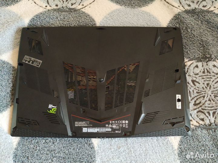 MSI GP63 Leopard i7-8750H, 16gb, GTX 1070