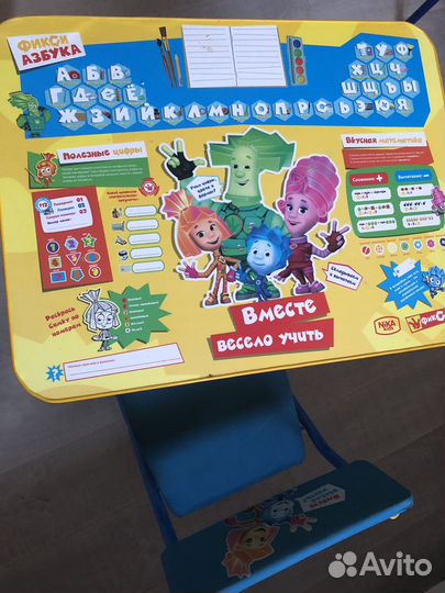 Детский стол и стул