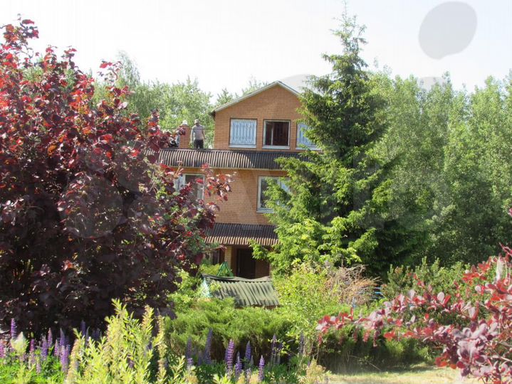 Дом 217 м² на участке 16 сот.