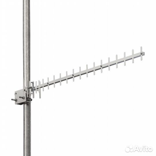 Внешняя направленная антенна WiFi2400/LTE2600 усил