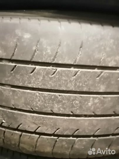 Yokohama E70B 215/55 R17 93V