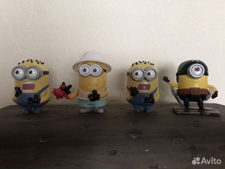 Миньоны из макдональдса лот 3 шт