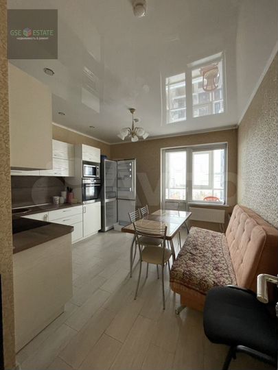 3-к. квартира, 82 м², 8/23 эт.