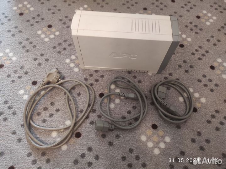 Ибп APC Back-UPS CS 500