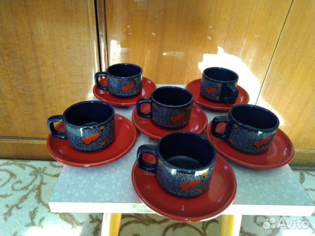 Керамические чашки с блюдцами Югославия