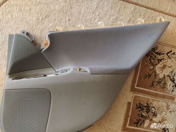 Дверные карты Лексус ис 250