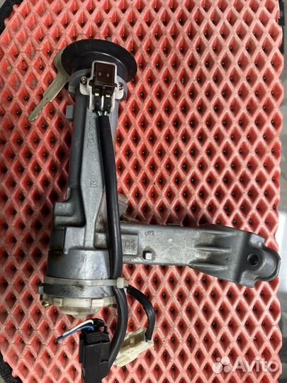 Замок зажигания toyota corolla ae100