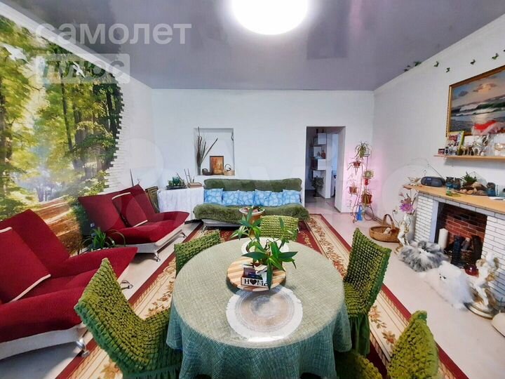 4-к. квартира, 103 м², 1/2 эт.